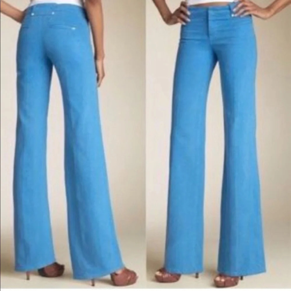Joe’s jeans stretch flared bell bottom jeans in Malibu. Size 27